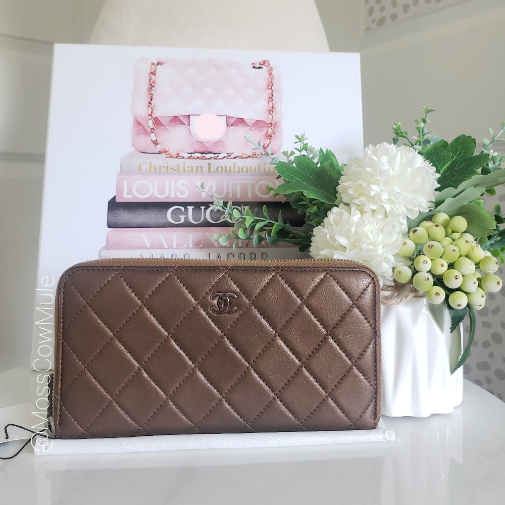 *SOLD* Authentic Pre-owned Chanel Quilted Bronze Zip Around Wallet